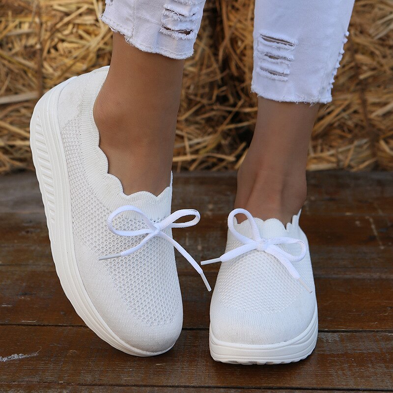 Walking Shoes Woman Spring Mesh Breathable Hollow Knit Wave Running